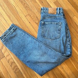 Straight Leg, Slim Fit, High Rise Jeans